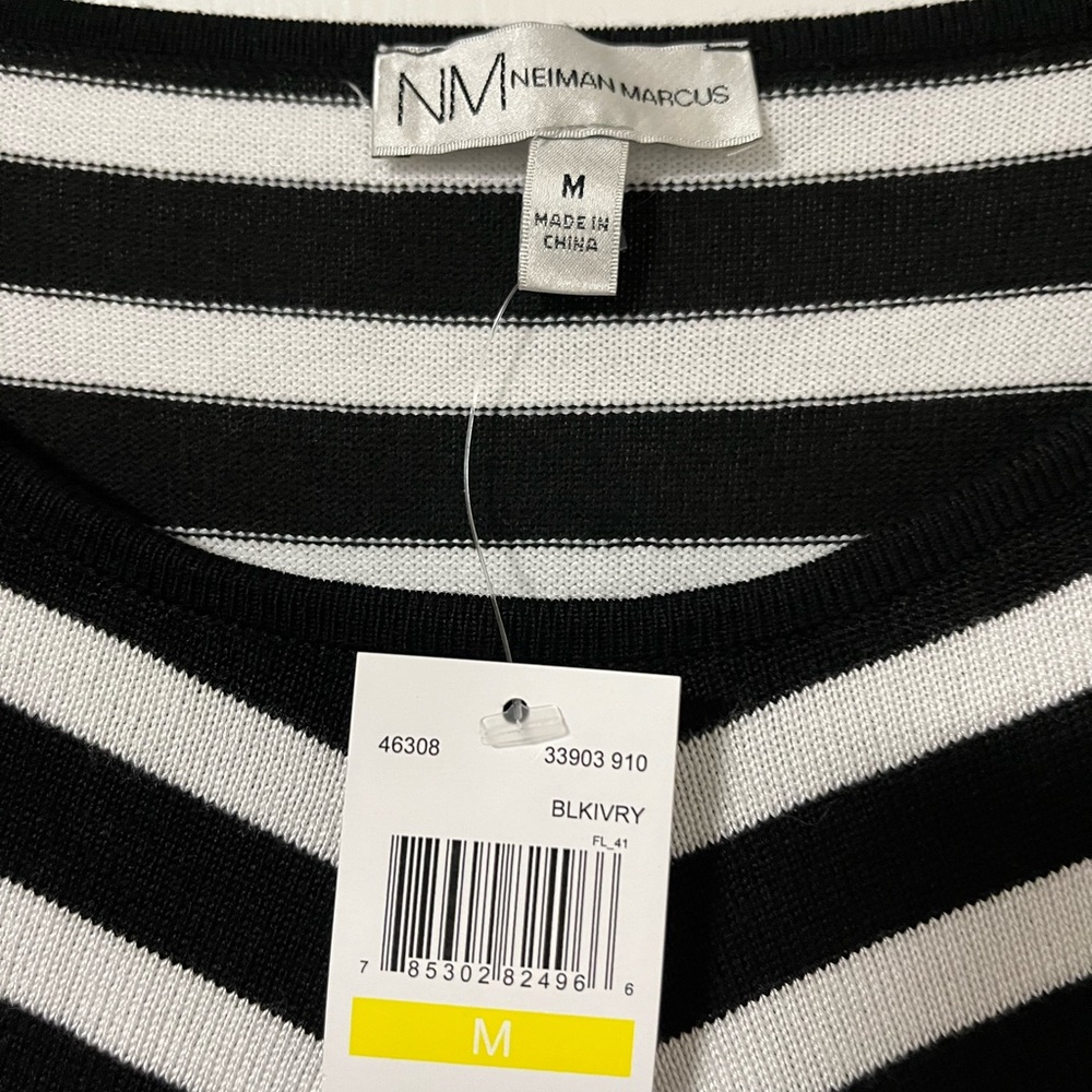 Neiman Marcus striped dress - Picture 3 of 4